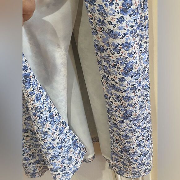 Abercrombie Blue Floral midi dress - Picture 6 of 8